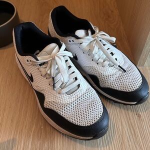 Nike air golf shoes size 8W